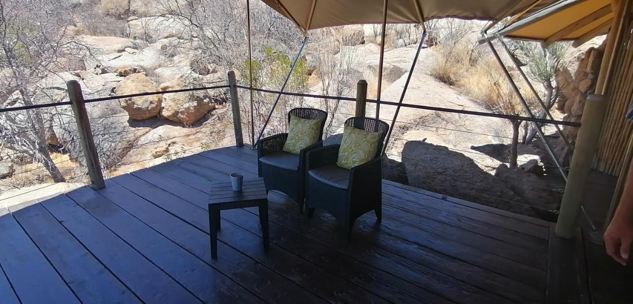 Ondudu Safari Lodge Омаруру Экстерьер фото