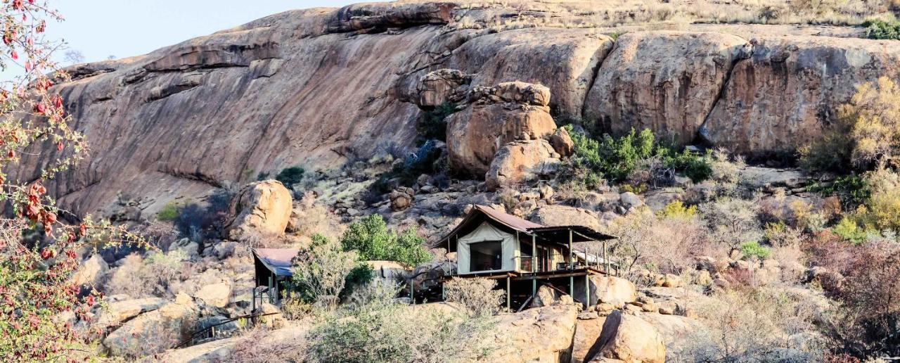 Ondudu Safari Lodge Омаруру Экстерьер фото
