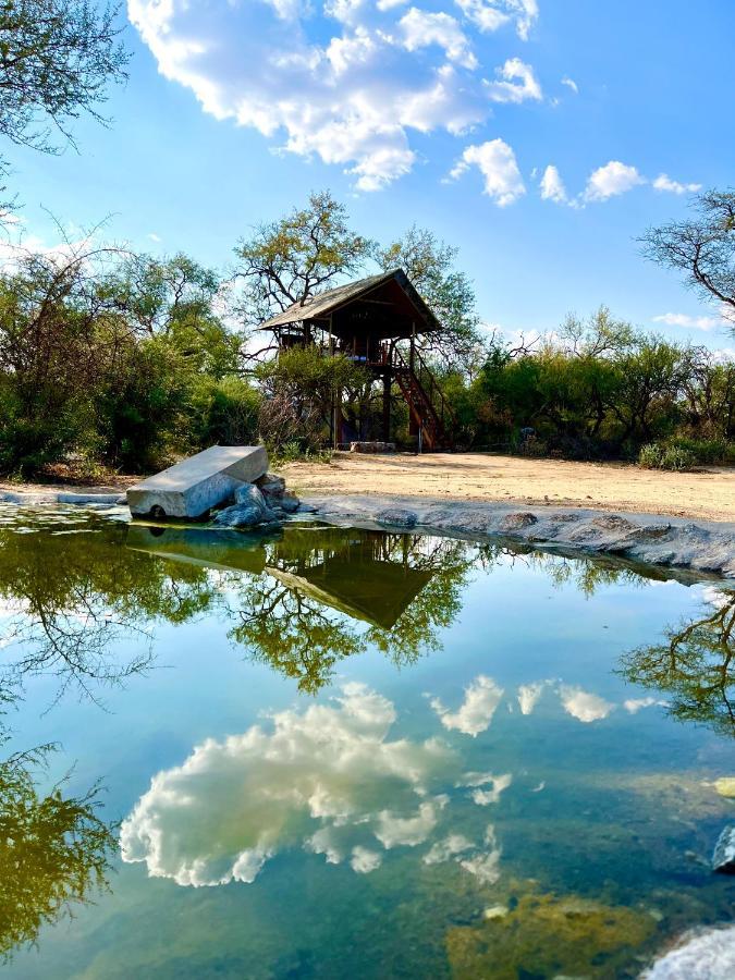 Ondudu Safari Lodge Омаруру Экстерьер фото